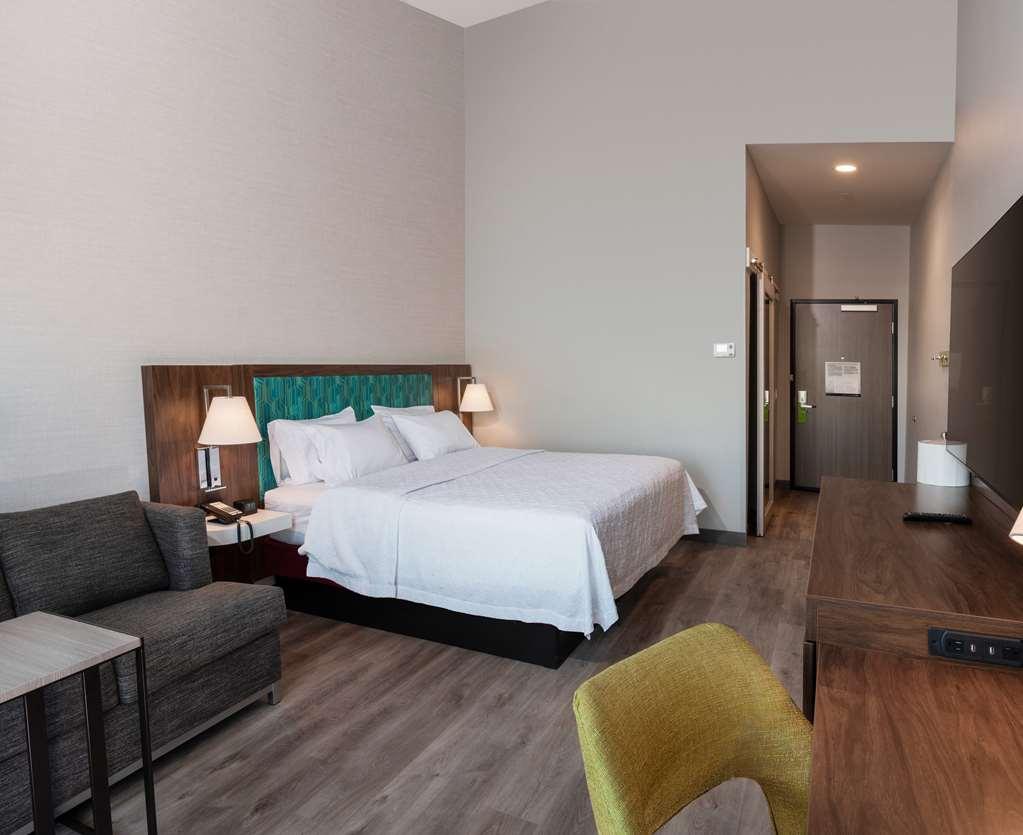 Hampton Inn Riverside March Air Force Base, Ca Room photo